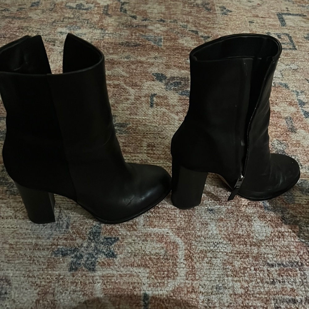 Nice staple fashion bootie